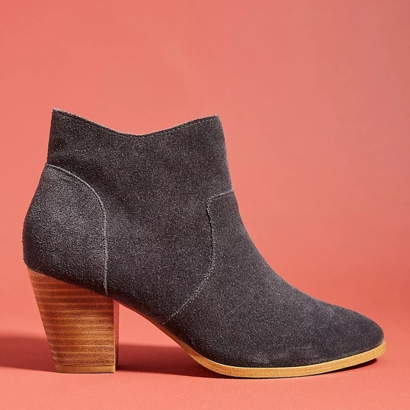Anthropologie Wonderlust Charcoal Suede Ankle Booties 9 - Picture 2 of 12